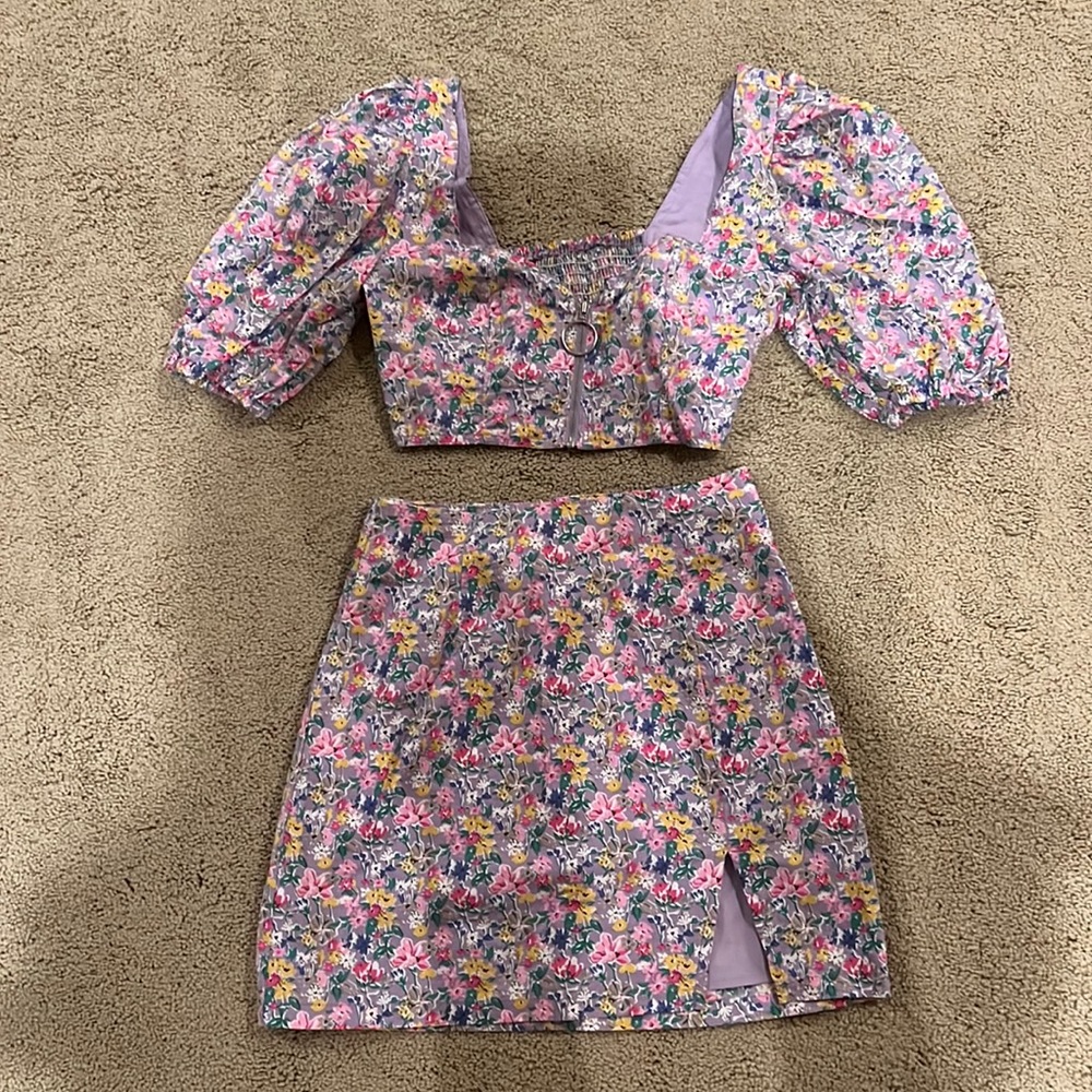 Mini skirt set
